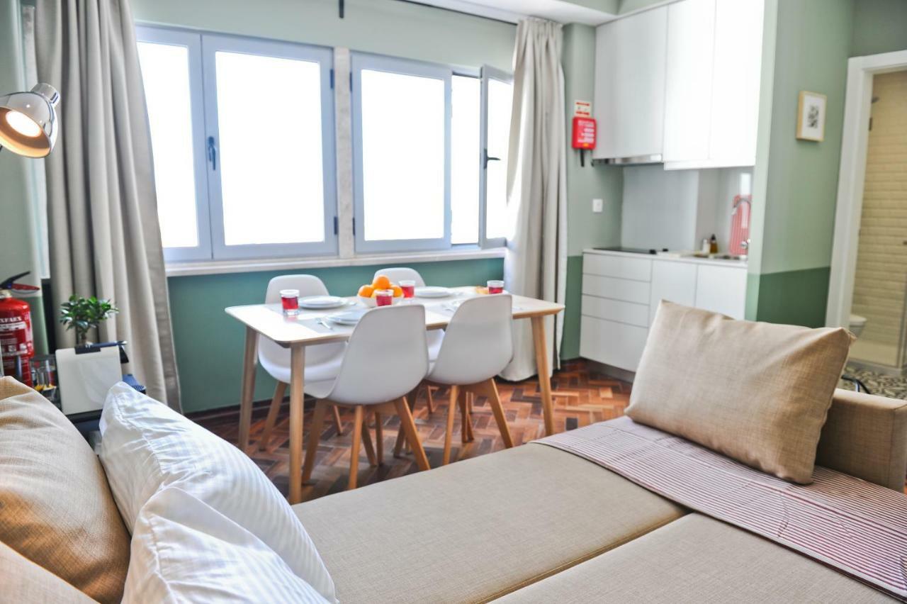 Pop The Cork In Lisbon By Misha'S Place 5B Екстериор снимка